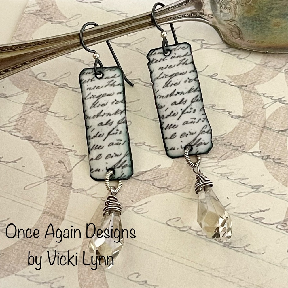 ARTISAN Earrings “Literary Chic” - Dangles